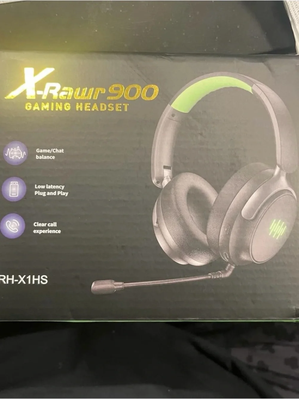 Wireless Gaming Headset with Detachable Mic - Black & Green